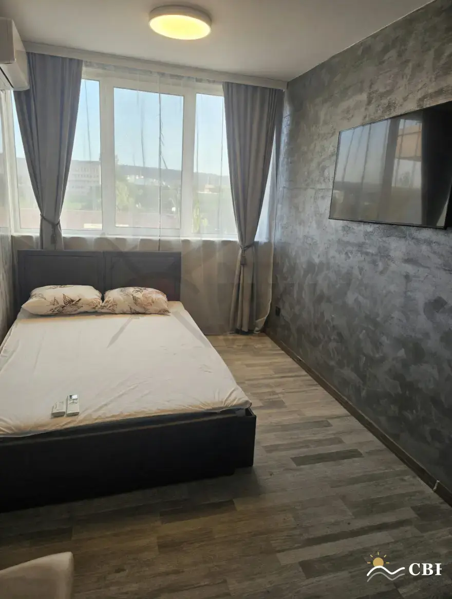 Apartment, 3-room, 100 m², in Varna. Photo 4 of 7. Varna, Black Sea, Bulgaria. Cheap Beach Holiday.