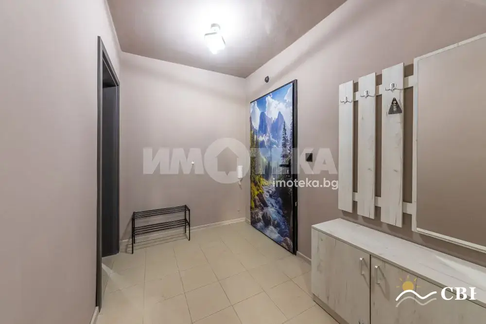 Apartment, 3-room, 80 m², in Varna. Photo 8 of 14. Varna, Black Sea, Bulgaria. Cheap Beach Holiday.
