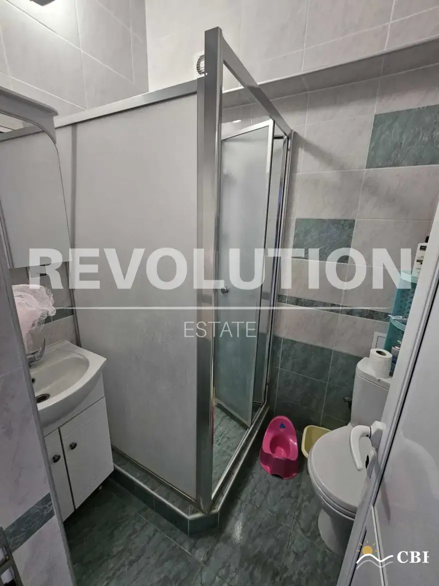 Apartment, 2-room, 70 m², in Varna. Photo 5 of 7. Varna, Black Sea, Bulgaria. Cheap Beach Holiday.