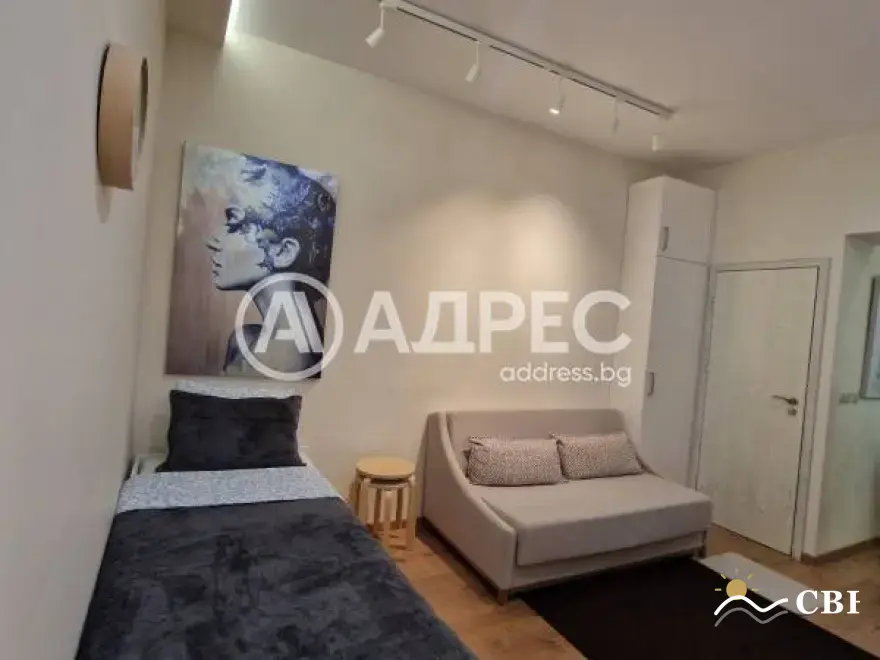 Apartment, 1-room, 40 m², in Varna. Photo 4 of 9. Varna, Black Sea, Bulgaria. Cheap Beach Holiday.