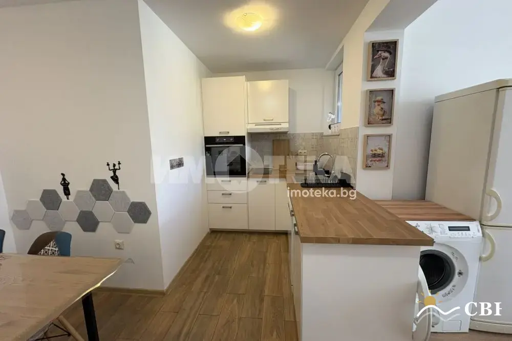 Apartment, 2-room, 70 m², in Varna. Photo 4 of 12. Varna, Black Sea, Bulgaria. Cheap Beach Holiday.
