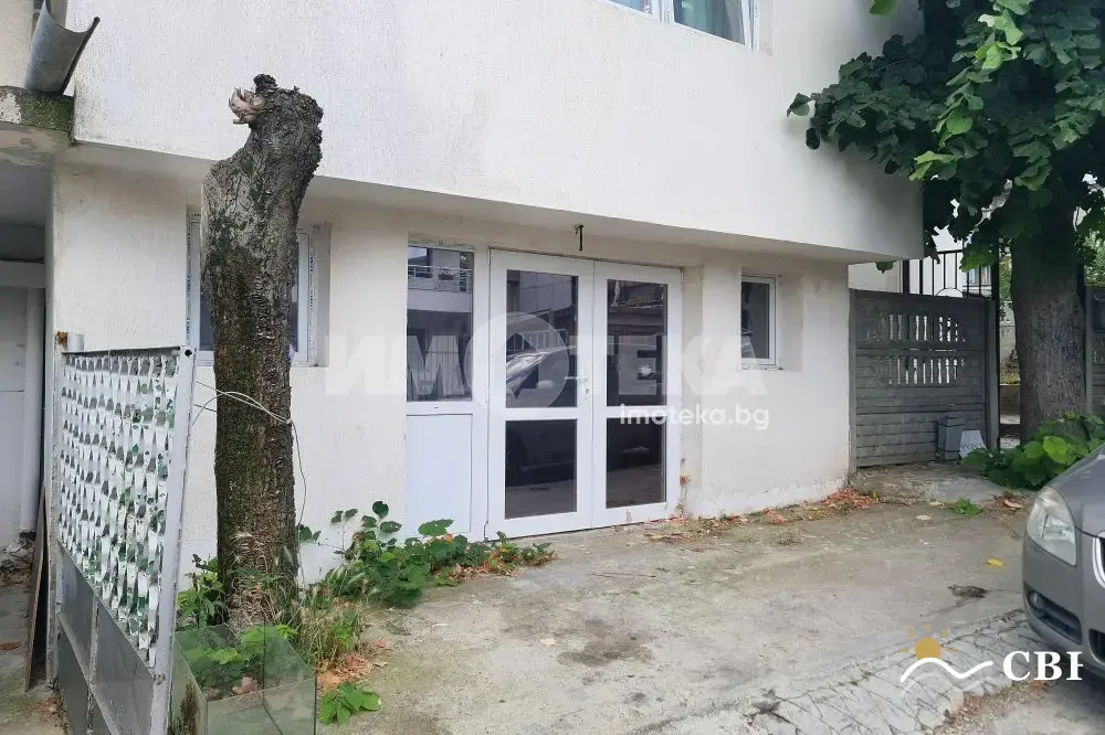 Apartment, 1-room, 45 m², in Varna. Photo 8 of 9. Varna, Black Sea, Bulgaria. Cheap Beach Holiday.