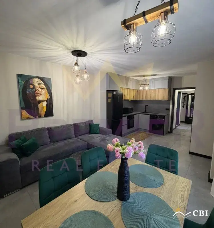 Apartment, 3-room, 80 m², in Varna. Photo 1 of 16. Varna, Black Sea, Bulgaria. Cheap Beach Holiday.