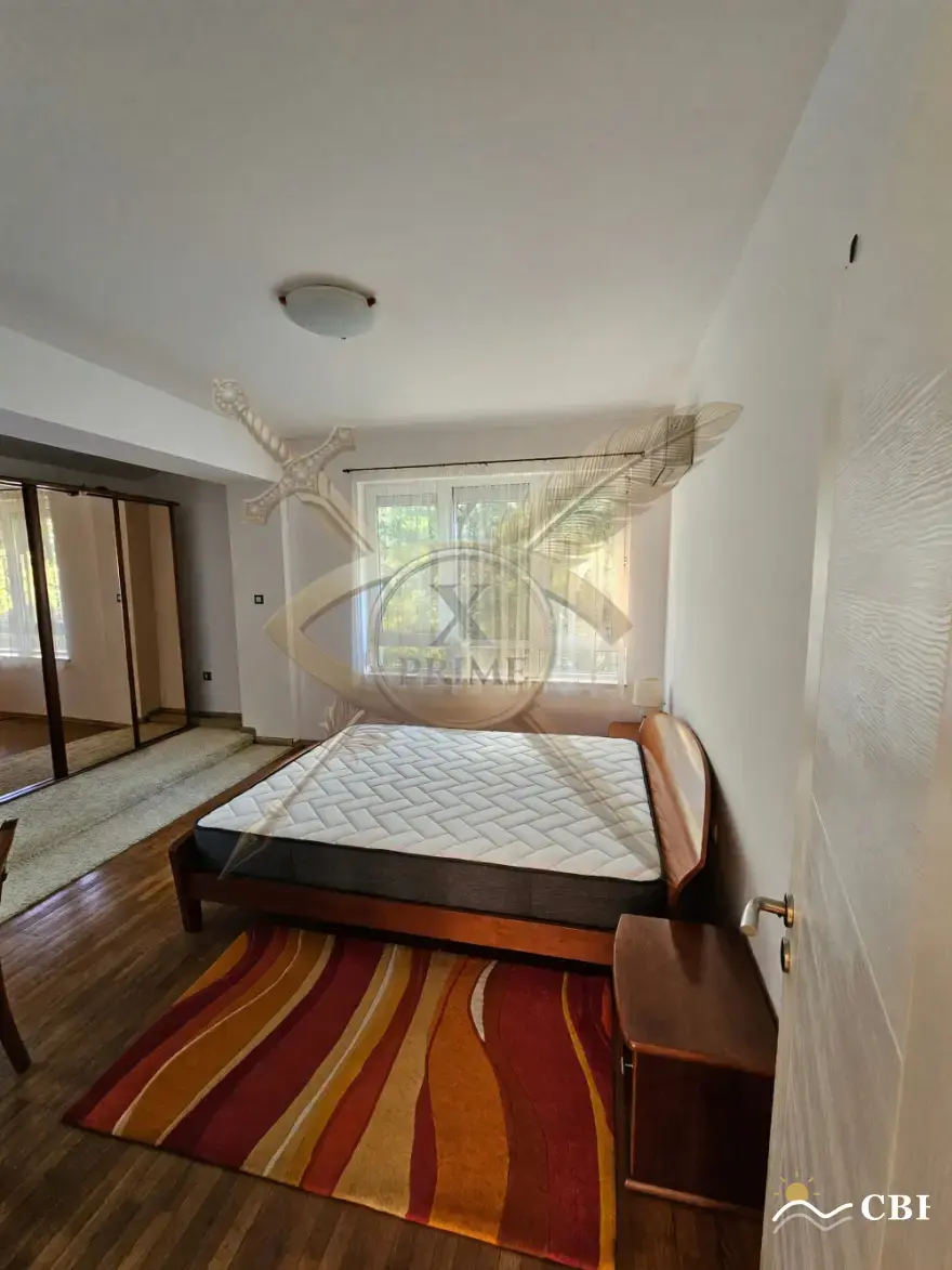 Apartment, 3-room, 90 m², in Varna. Photo 4 of 8. Varna, Black Sea, Bulgaria. Cheap Beach Holiday.