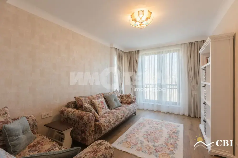 Apartment, 1-room, 195 m², in Varna. Photo 9 of 10. Varna, Black Sea, Bulgaria. Cheap Beach Holiday.