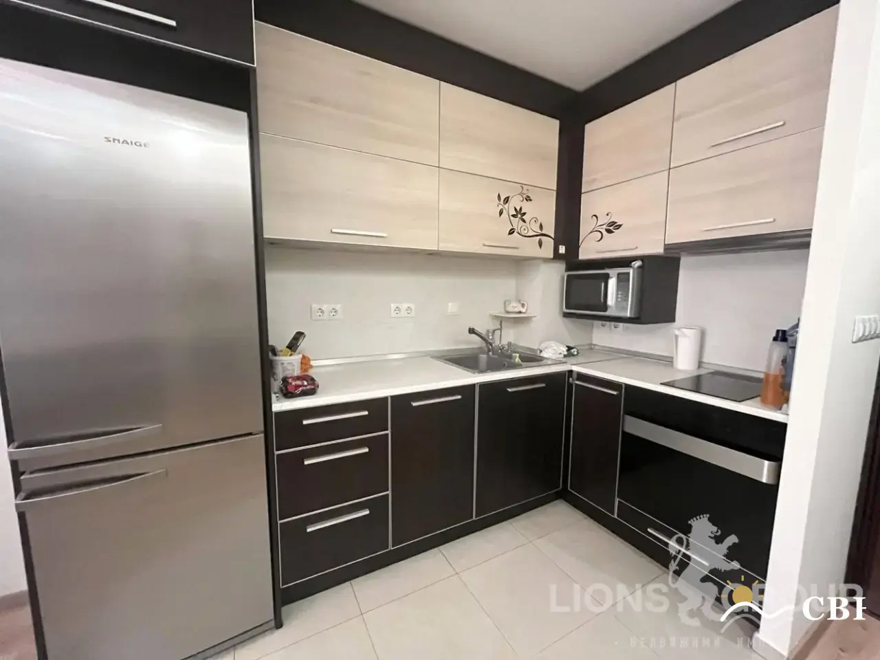 Apartment, 3-room, 97 m², in Varna. Photo 4 of 11. Varna, Black Sea, Bulgaria. Cheap Beach Holiday.