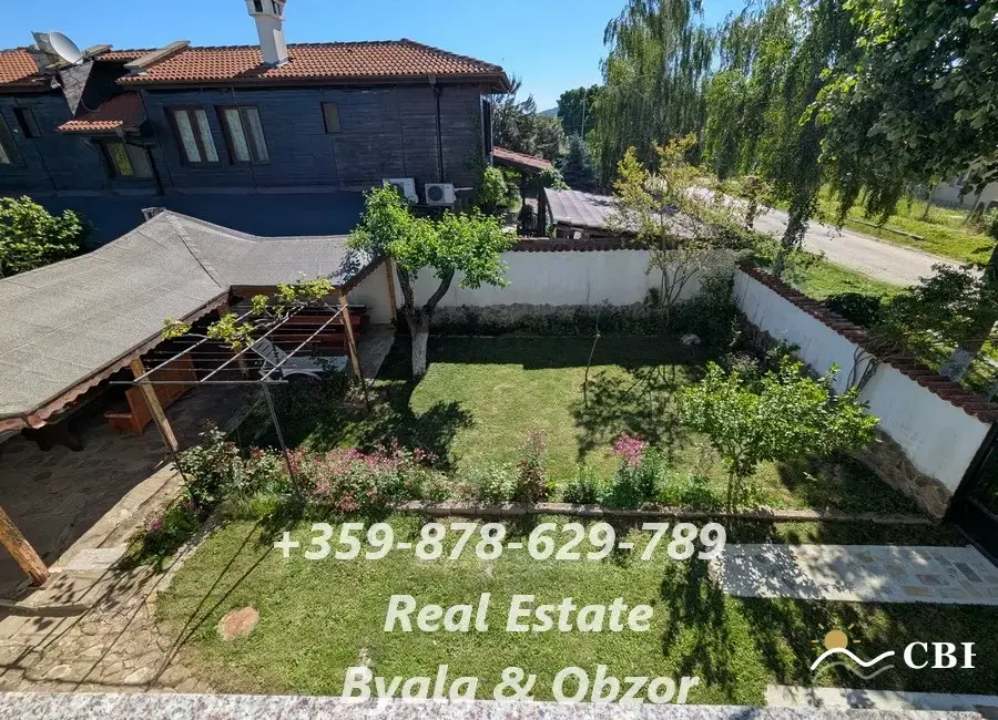 House, 2-room, 100 m², in Obzor. Photo 1 of 13. Obzor, Black Sea, Bulgaria. Cheap Beach Holiday.
