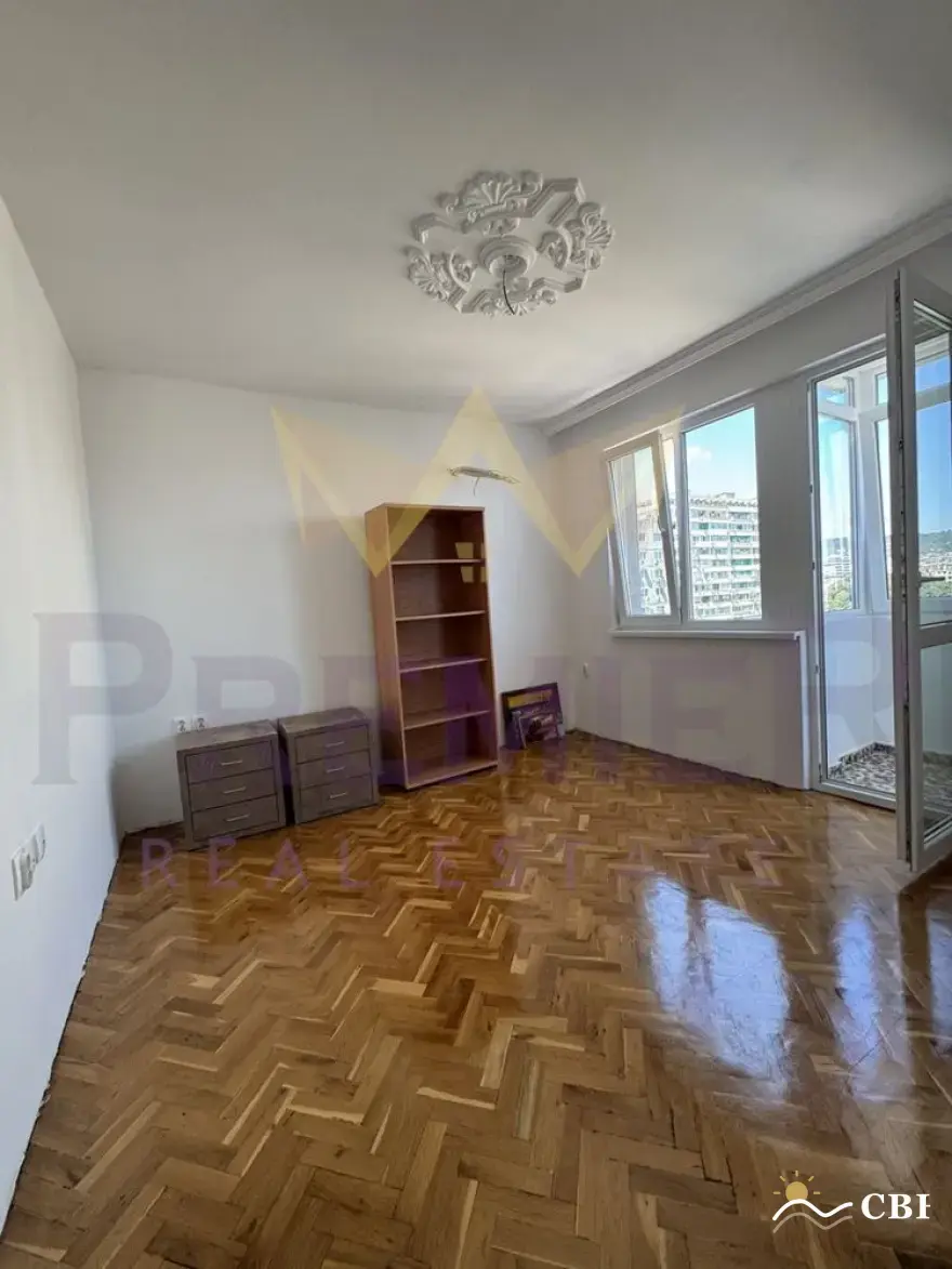 Apartment, 3-room, 100 m², in Vinitsa. Photo 2 of 13. Vinitsa, Black Sea, Bulgaria. Cheap Beach Holiday.