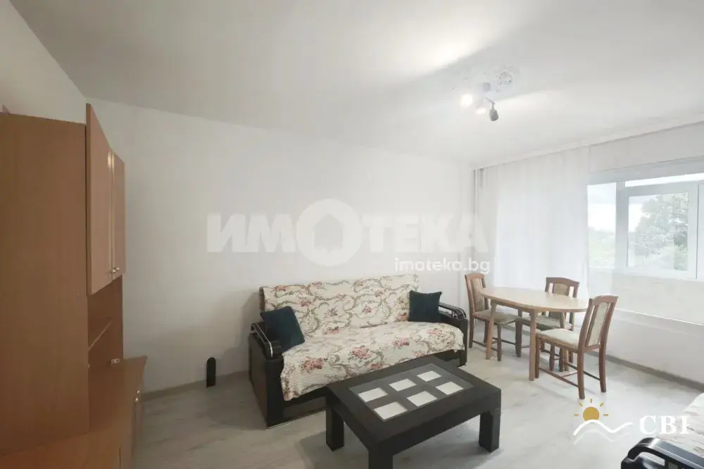 Apartment, 3-room, 65 m², in Varna. Photo 3 of 16. Varna, Black Sea, Bulgaria. Cheap Beach Holiday.