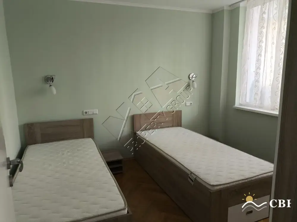 Apartment, 3-room, 68 m², in Pomorie. Photo 6 of 16. Pomorie, Black Sea, Bulgaria. Cheap Beach Holiday.