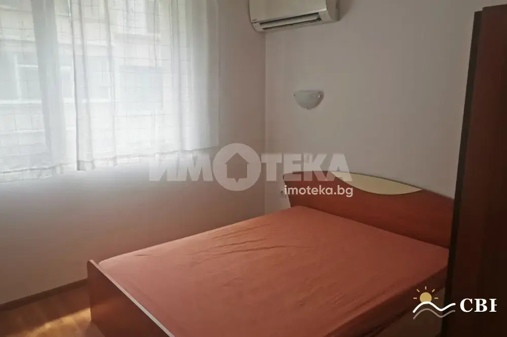 Apartment, 2-room, 65 m², in Burgas. Photo 3 of 11. Burgas, Black Sea, Bulgaria. Cheap Beach Holiday.