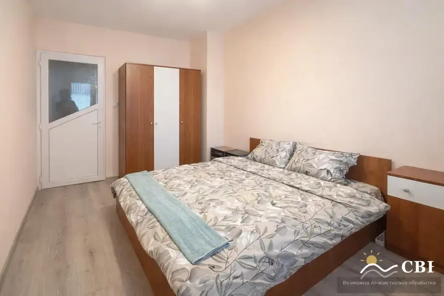 Apartment, 3-room, 90 m², in Varna. Photo 6 of 8. Varna, Black Sea, Bulgaria. Cheap Beach Holiday.