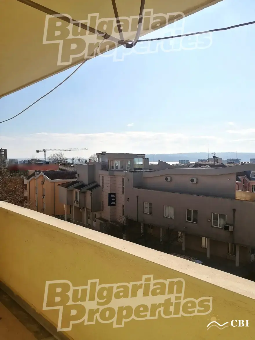 Apartment, 3-room, 96 m², in Varna. Photo 1 of 16. Varna, Black Sea, Bulgaria. Cheap Beach Holiday.