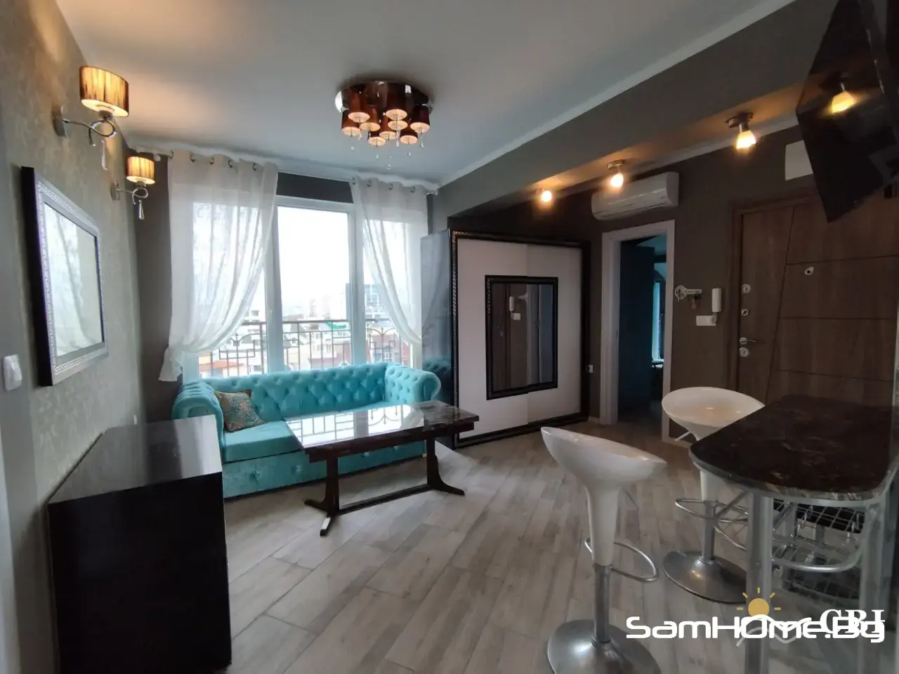 Apartment, 3-room, 95 m², in Varna. Photo 3 of 12. Varna, Black Sea, Bulgaria. Cheap Beach Holiday.