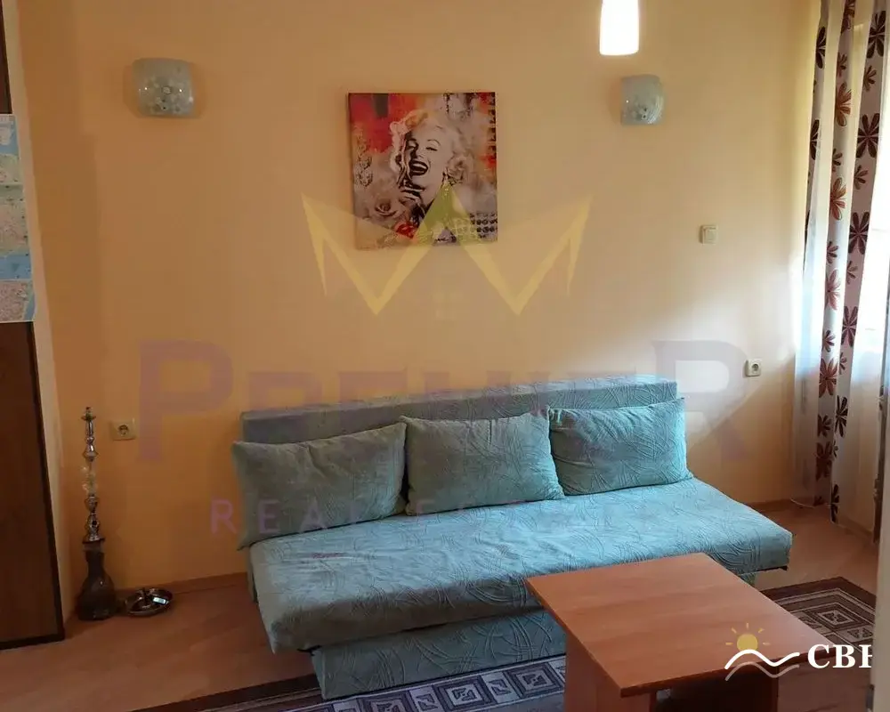Apartment, 3-room, 86 m², in Varna. Photo 2 of 11. Varna, Black Sea, Bulgaria. Cheap Beach Holiday.
