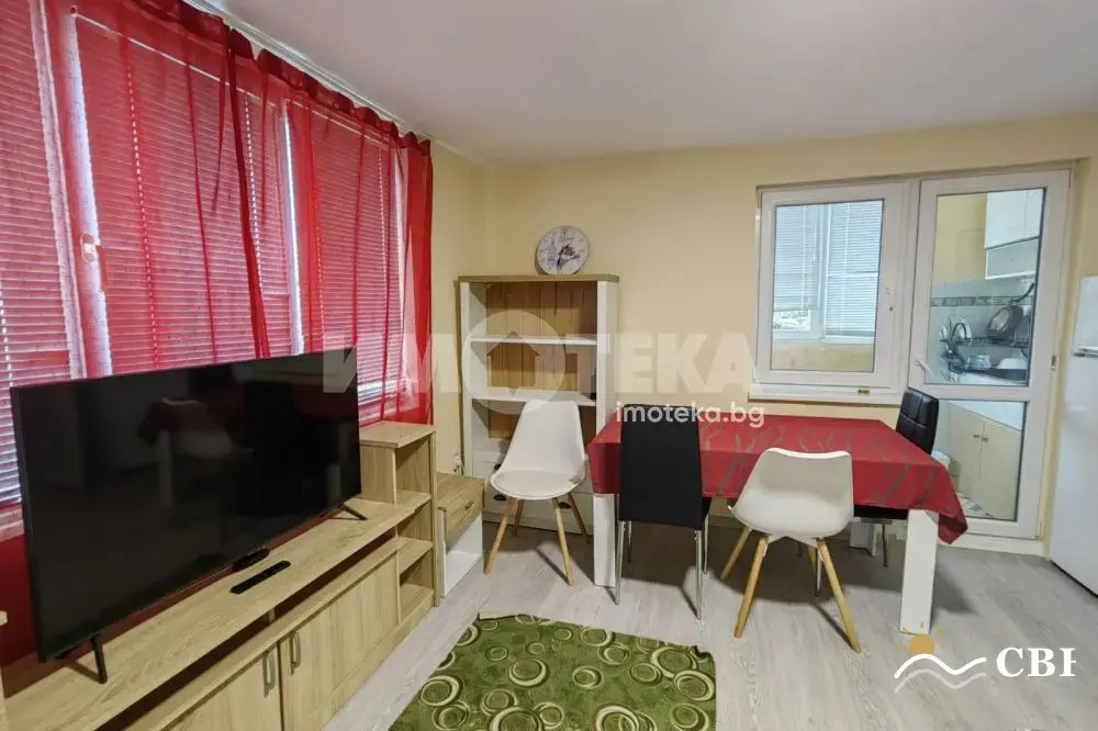House, 3-room, 80 m², in Vinitsa. Photo 5 of 12. Vinitsa, Black Sea, Bulgaria. Cheap Beach Holiday.