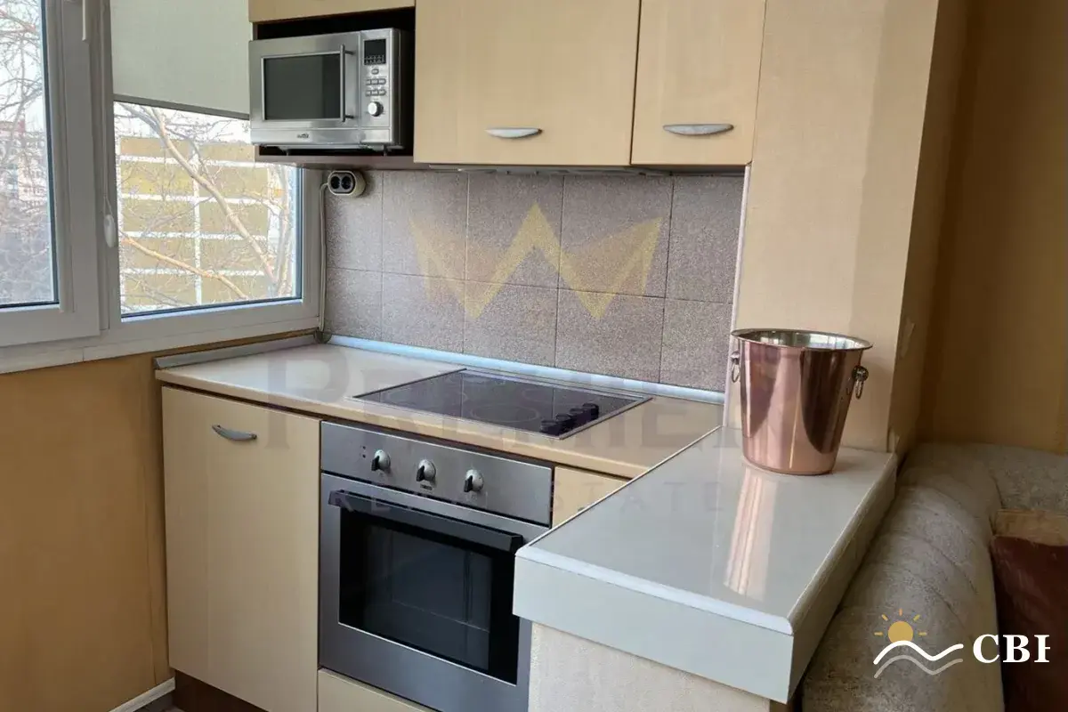 Apartment, 3-room, 80 m², in Varna. Photo 6 of 16. Varna, Black Sea, Bulgaria. Cheap Beach Holiday.