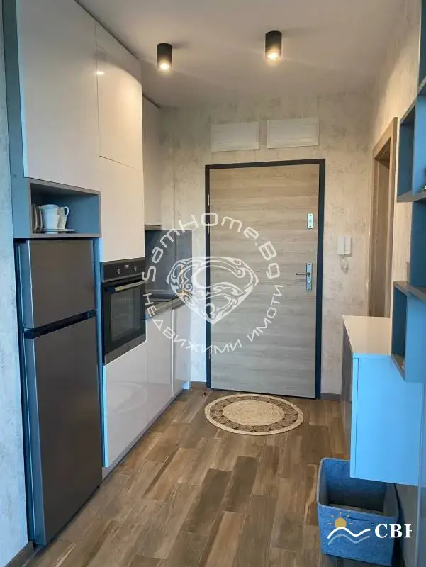 Apartment, 1-room, 35 m², in St. St. Konstantin and Elena. Photo 7 of 8. St. St. Konstantin and Elena, Black Sea, Bulgaria. Cheap Beach Holiday.