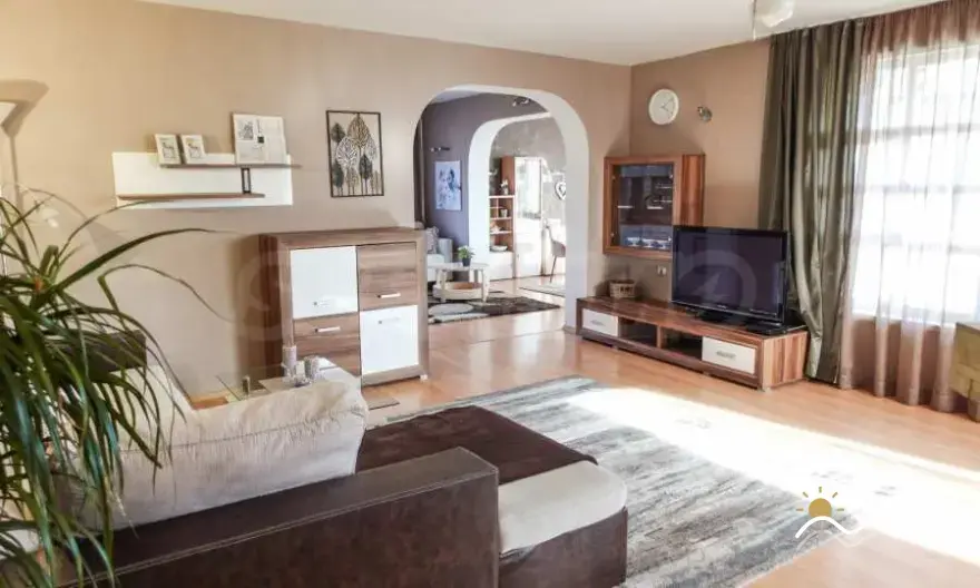 Apartment, 4-room, 200 m², in Varna. Photo 5 of 12. Varna, Black Sea, Bulgaria. Cheap Beach Holiday.
