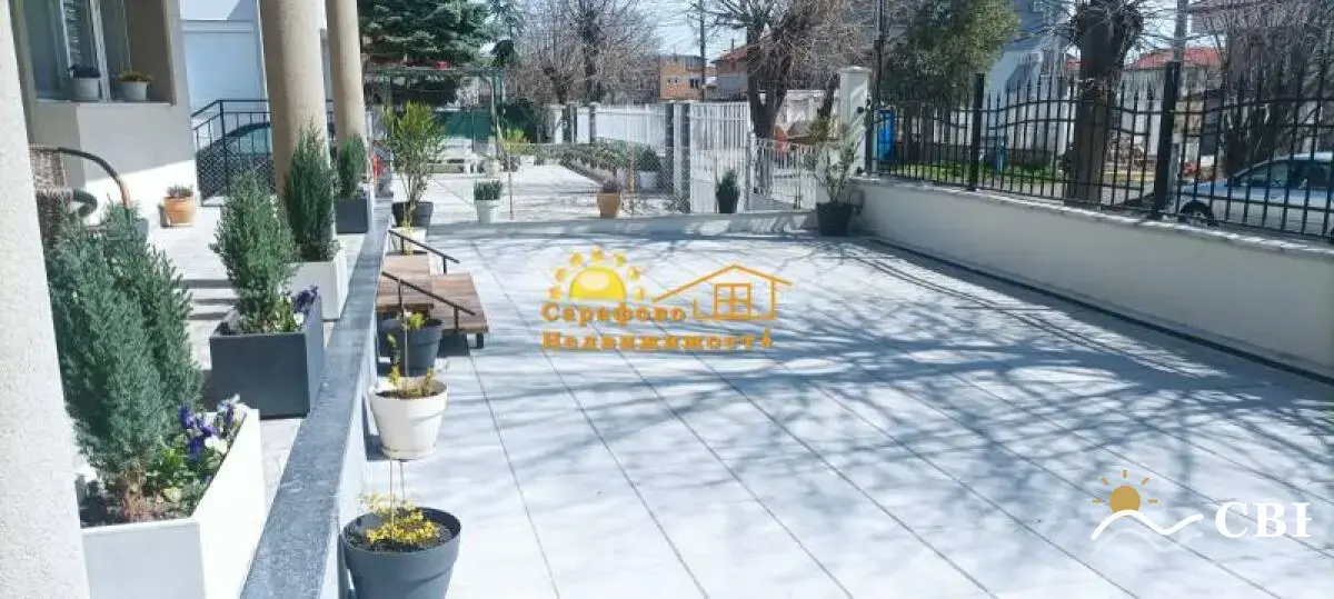 House, 1-room, 120 m², in Sarafovo. Photo 3 of 15. Sarafovo, Black Sea, Bulgaria. Cheap Beach Holiday.