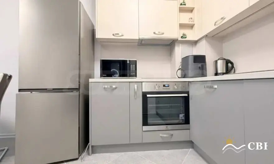 Apartment, 2-room, 75 m², in Burgas. Photo 5 of 16. Burgas, Black Sea, Bulgaria. Cheap Beach Holiday.