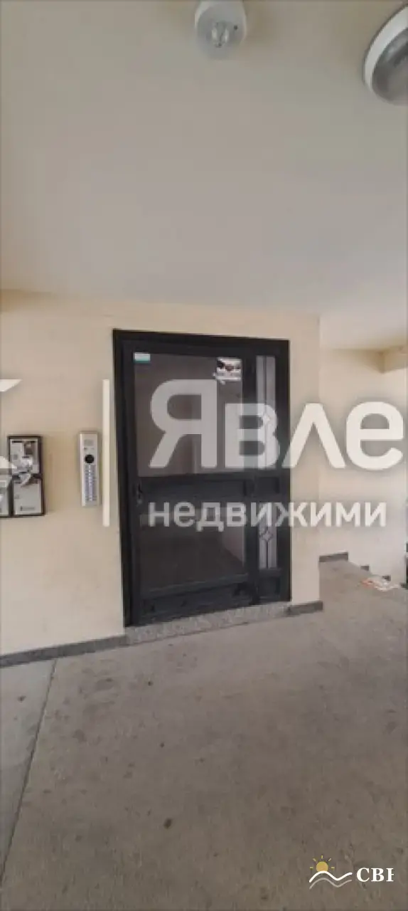 Apartment, 2-room, 52 m², in Varna. Photo 2 of 16. Varna, Black Sea, Bulgaria. Cheap Beach Holiday.