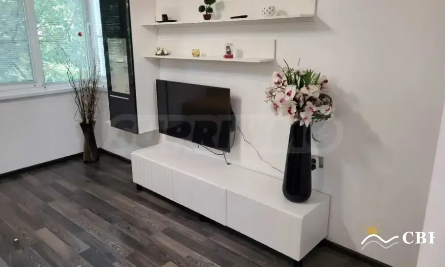 Apartment, 3-room, 110 m², in Varna. Photo 4 of 16. Varna, Black Sea, Bulgaria. Cheap Beach Holiday.