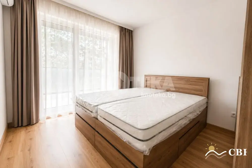 Apartment, 2-room, 65 m², in Izgrev. Photo 4 of 5. Izgrev, Black Sea, Bulgaria. Cheap Beach Holiday.