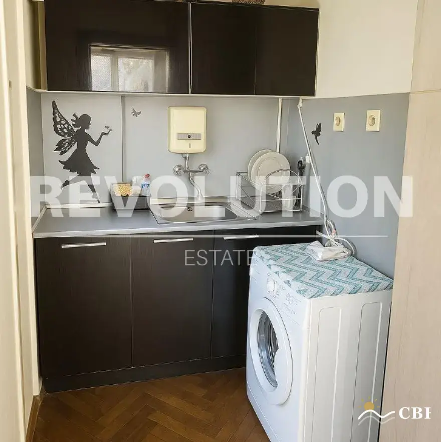 Apartment, 3-room, 92 m², in Varna. Photo 3 of 5. Varna, Black Sea, Bulgaria. Cheap Beach Holiday.