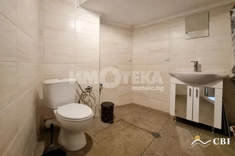 Apartment, 1-room, 45 m², in Varna. Photo 6 of 9. Varna, Black Sea, Bulgaria. Cheap Beach Holiday.