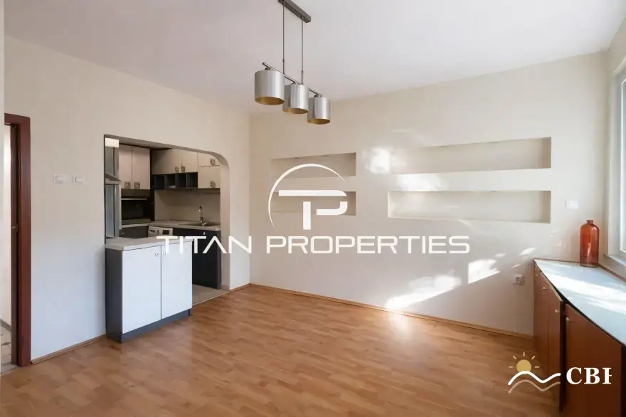 Apartment, 3-room, 100 m², in Varna. Photo 2 of 14. Varna, Black Sea, Bulgaria. Cheap Beach Holiday.