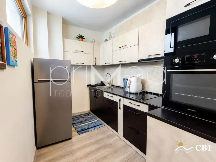 Apartment, 2-room, 65 m², in Burgas. Photo 4 of 9. Burgas, Black Sea, Bulgaria. Cheap Beach Holiday.