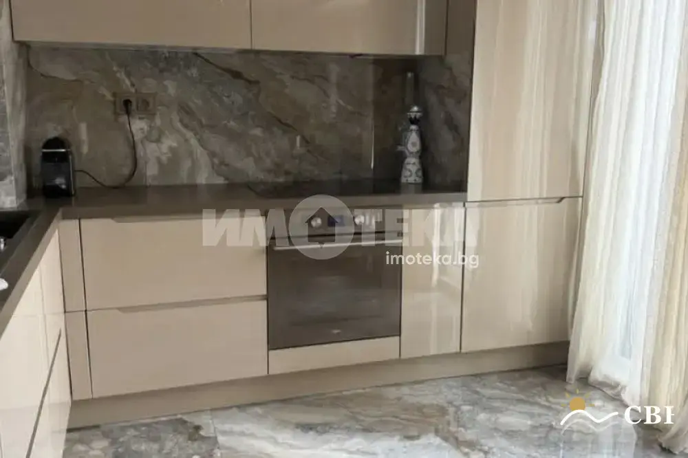 Apartment, 3-room, 116 m², in Varna. Photo 7 of 16. Varna, Black Sea, Bulgaria. Cheap Beach Holiday.