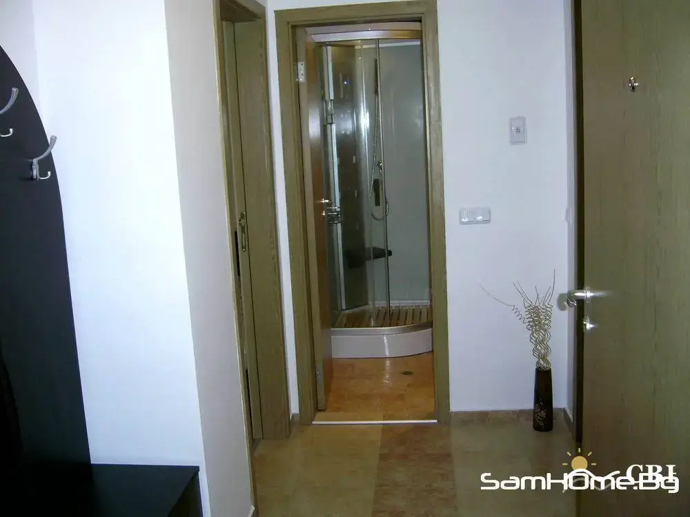 Apartment, 1-room, 55 m², in Varna. Photo 5 of 6. Varna, Black Sea, Bulgaria. Cheap Beach Holiday.