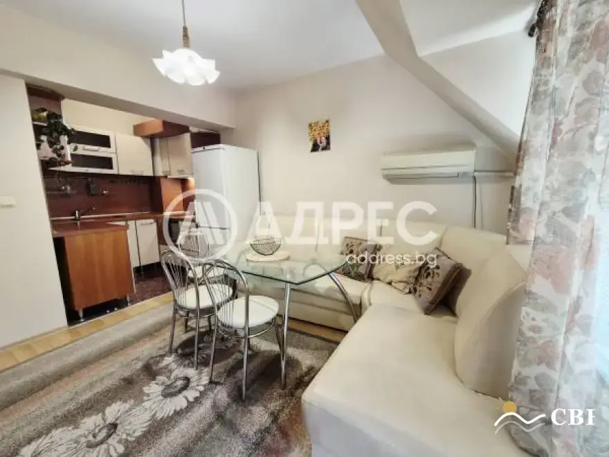 Apartment, 2-room, 65 m², in Varna. Photo 1 of 11. Varna, Black Sea, Bulgaria. Cheap Beach Holiday.
