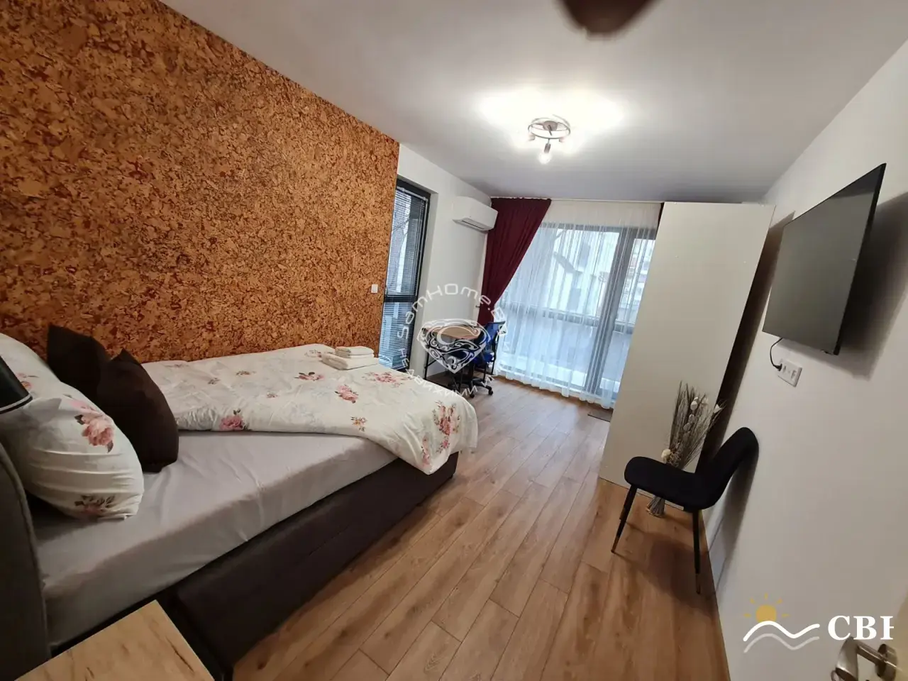 Apartment, 2-room, 100 m², in Varna. Photo 9 of 12. Varna, Black Sea, Bulgaria. Cheap Beach Holiday.