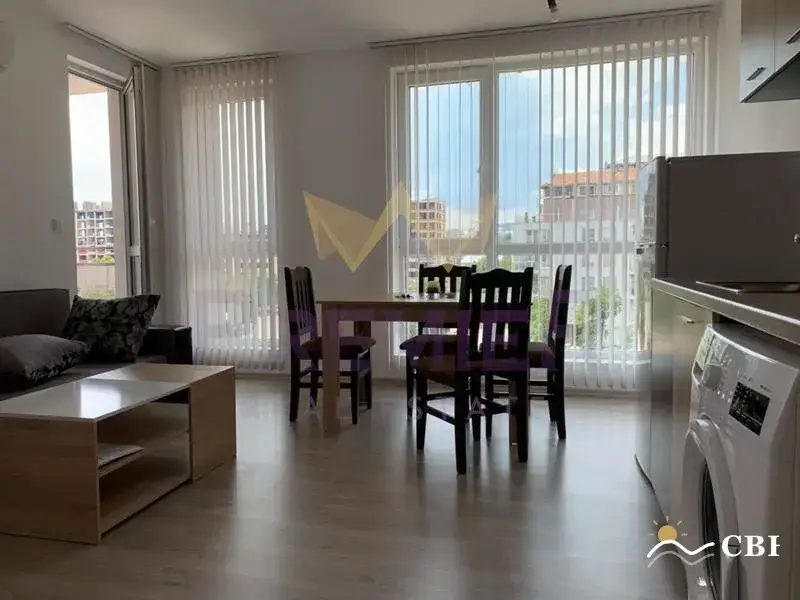 Apartment, 3-room, 80 m², in Varna. Photo 3 of 10. Varna, Black Sea, Bulgaria. Cheap Beach Holiday.