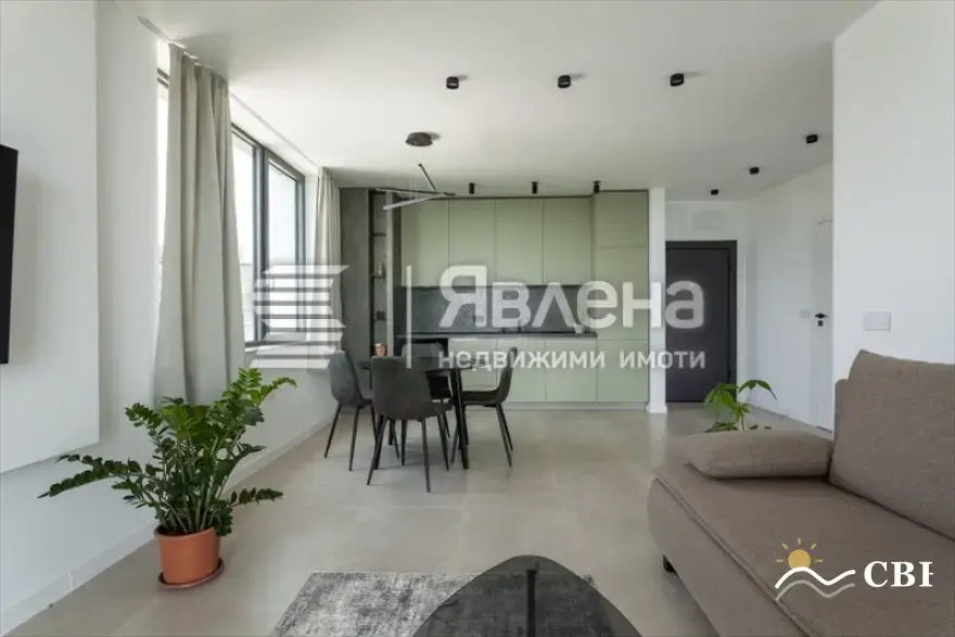 Apartment, 2-room, 76 m², in Varna. Photo 4 of 7. Varna, Black Sea, Bulgaria. Cheap Beach Holiday.