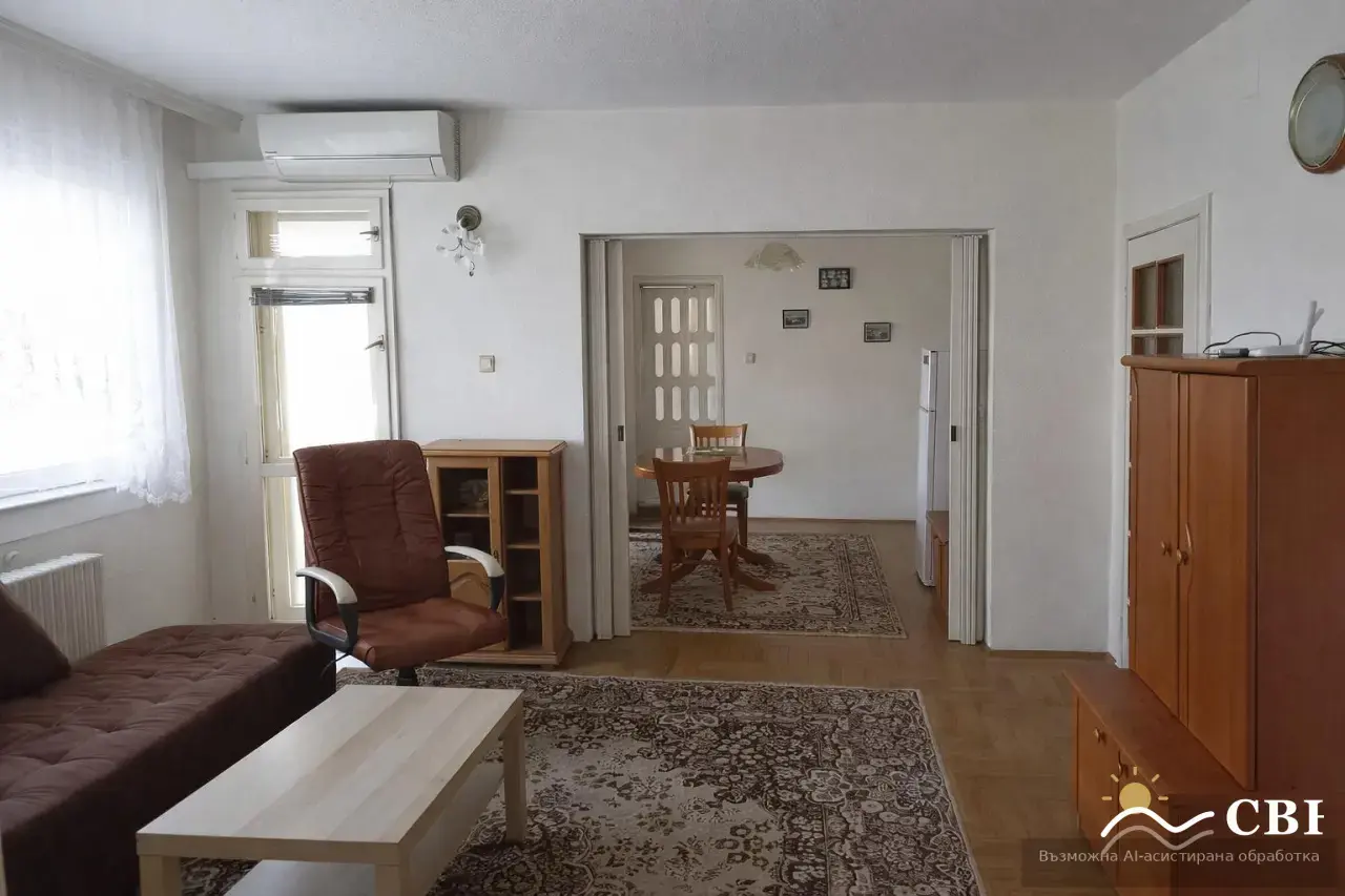 Apartment, 3-room, 100 m², in Varna. Photo 2 of 10. Varna, Black Sea, Bulgaria. Cheap Beach Holiday.