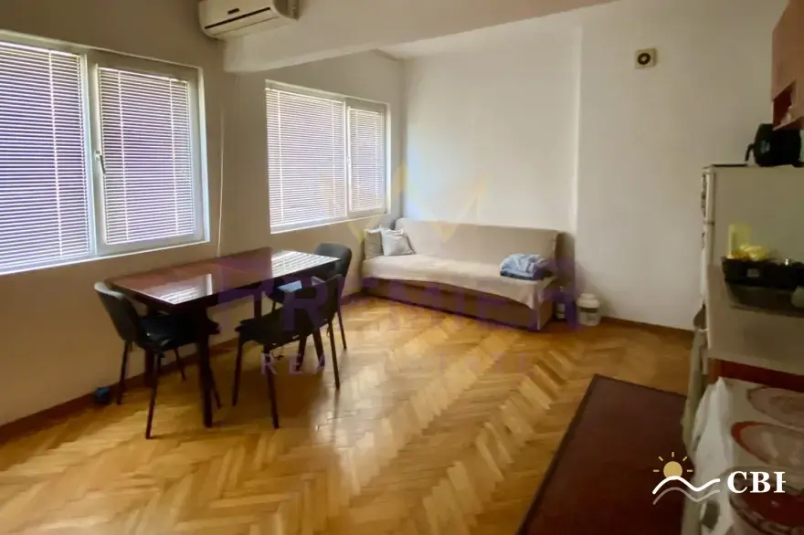 Apartment, 2-room, 65 m², in Varna. Photo 2 of 6. Varna, Black Sea, Bulgaria. Cheap Beach Holiday.