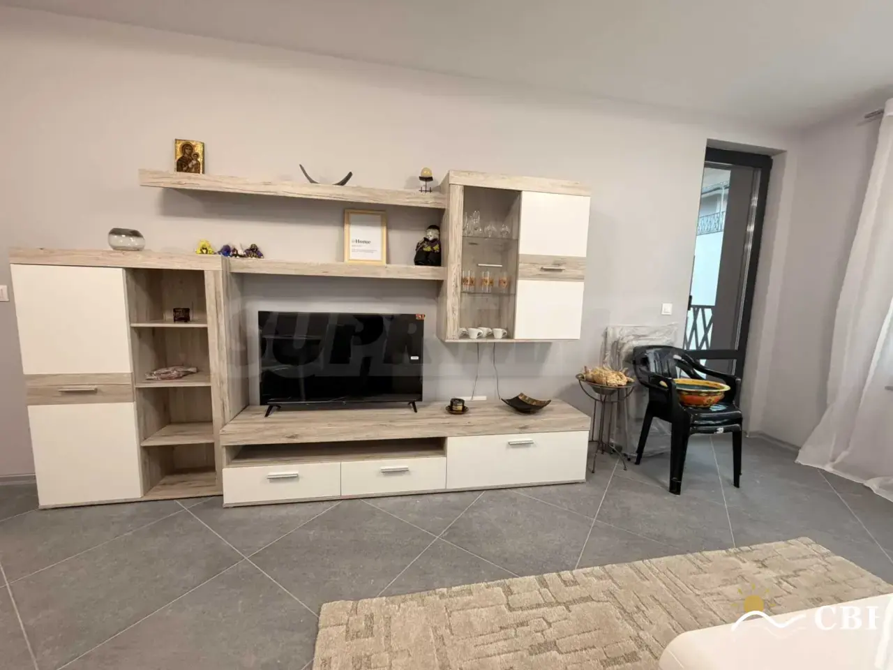 Apartment, 2-room, 75 m², in Burgas. Photo 6 of 16. Burgas, Black Sea, Bulgaria. Cheap Beach Holiday.
