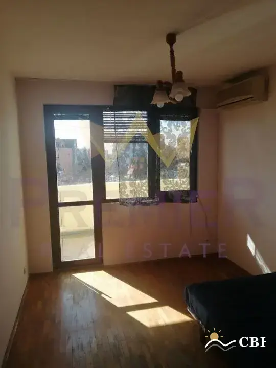 Apartment, 3-room, 93 m², in Varna. Photo 8 of 15. Varna, Black Sea, Bulgaria. Cheap Beach Holiday.