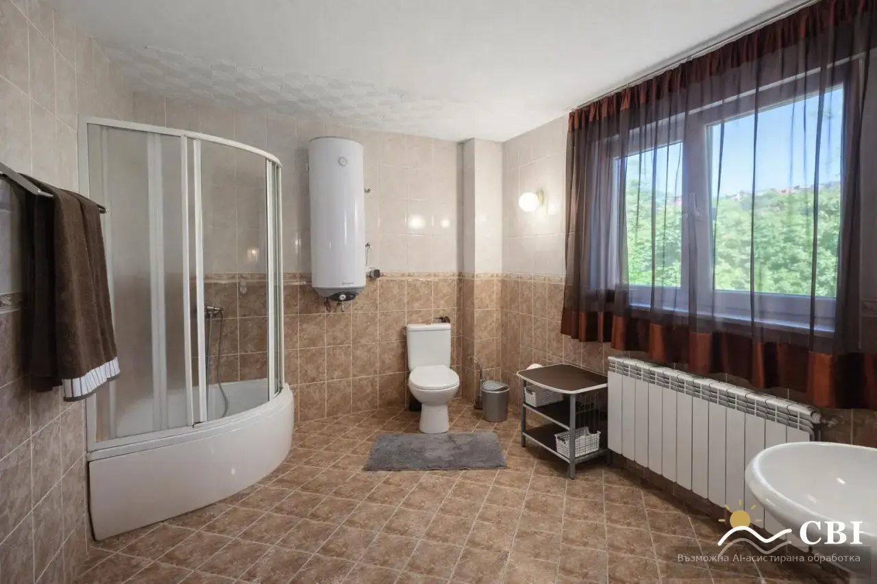 House, 4-room, 200 m², in Varna. Photo 8 of 10. Varna, Black Sea, Bulgaria. Cheap Beach Holiday.