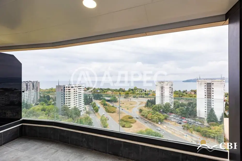 Apartment, 3-room, 97 m², in Varna. Photo 1 of 16. Varna, Black Sea, Bulgaria. Cheap Beach Holiday.