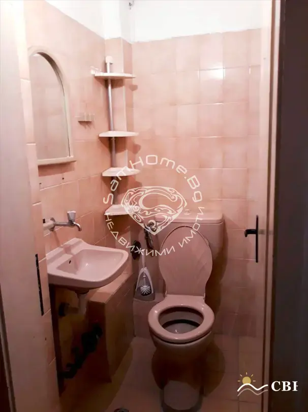 Apartment, 5-room, 112 m², in Varna. Photo 9 of 11. Varna, Black Sea, Bulgaria. Cheap Beach Holiday.