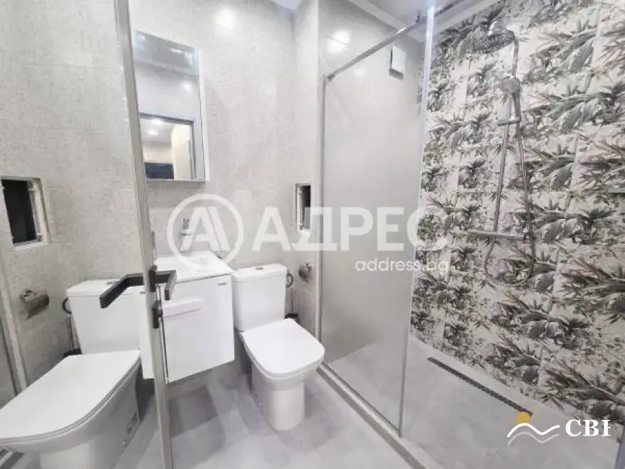 Apartment, 3-room, 91 m², in Varna. Photo 8 of 14. Varna, Black Sea, Bulgaria. Cheap Beach Holiday.