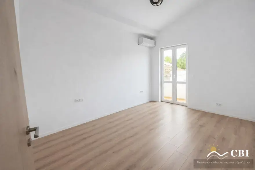 Apartment, 4-room, 90 m², in Varna. Photo 5 of 8. Varna, Black Sea, Bulgaria. Cheap Beach Holiday.