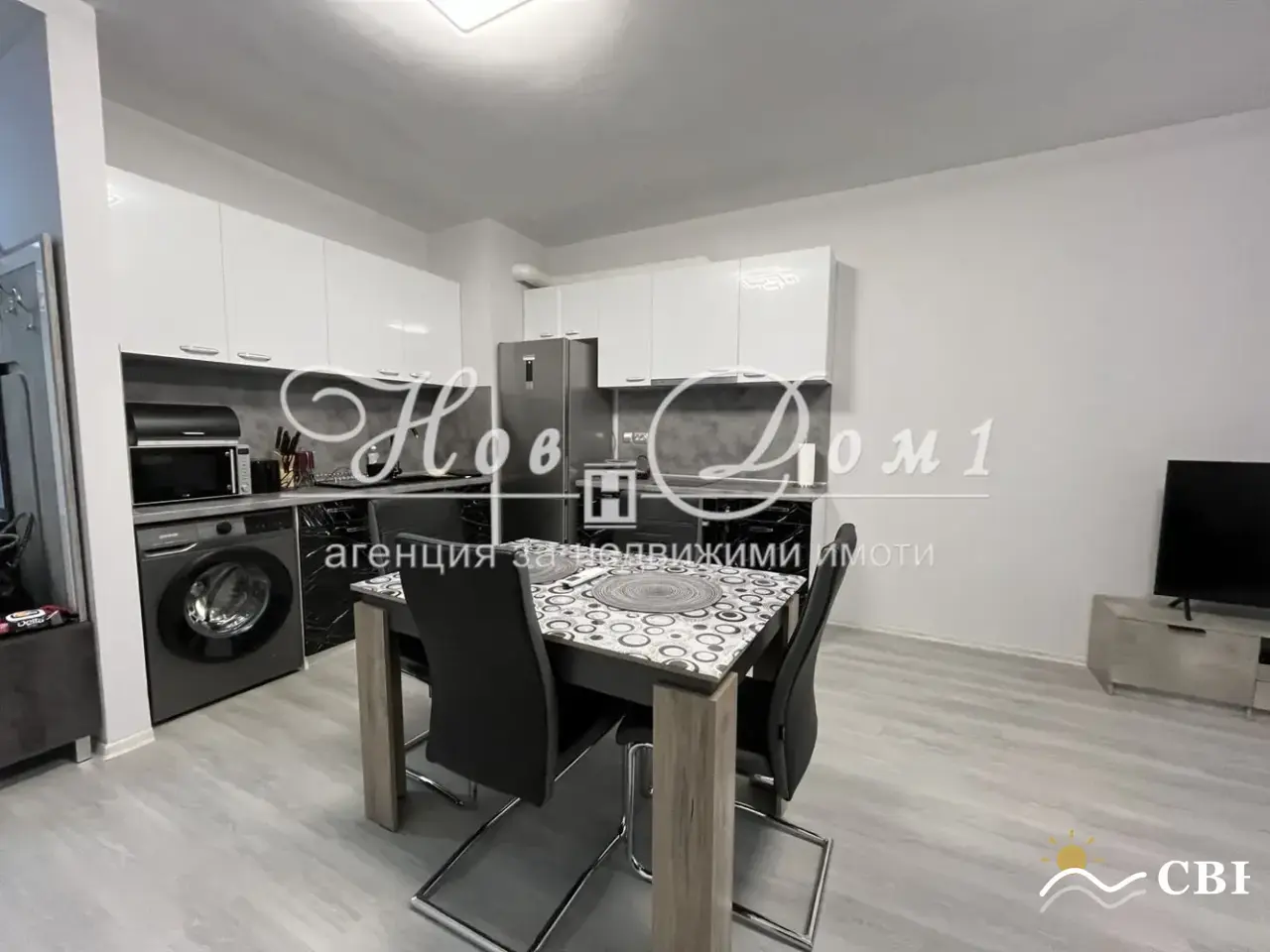 Apartment, 2-room, 71 m², in Varna. Photo 2 of 13. Varna, Black Sea, Bulgaria. Cheap Beach Holiday.