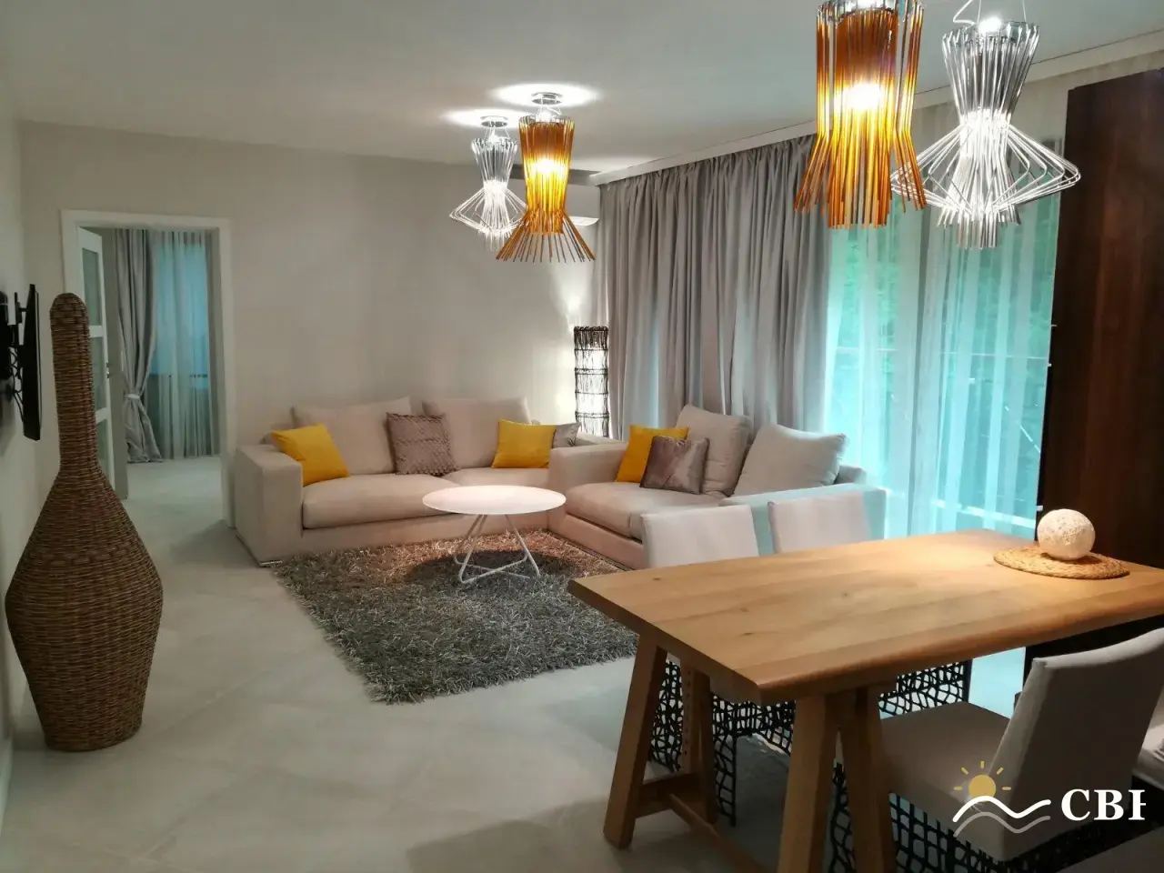 Apartment, 2-room, 60 m², in Golden Sands. Photo 1 of 5. Golden Sands, Black Sea, Bulgaria. Cheap Beach Holiday.