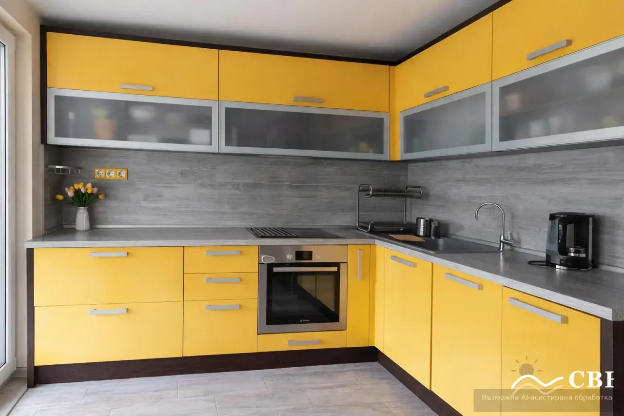 Apartment, 3-room, 65 m², in Varna. Photo 2 of 6. Varna, Black Sea, Bulgaria. Cheap Beach Holiday.